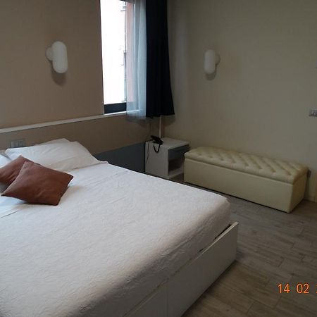 Hotel Moderno غروميلو ديل مونتيه المظهر الخارجي الصورة